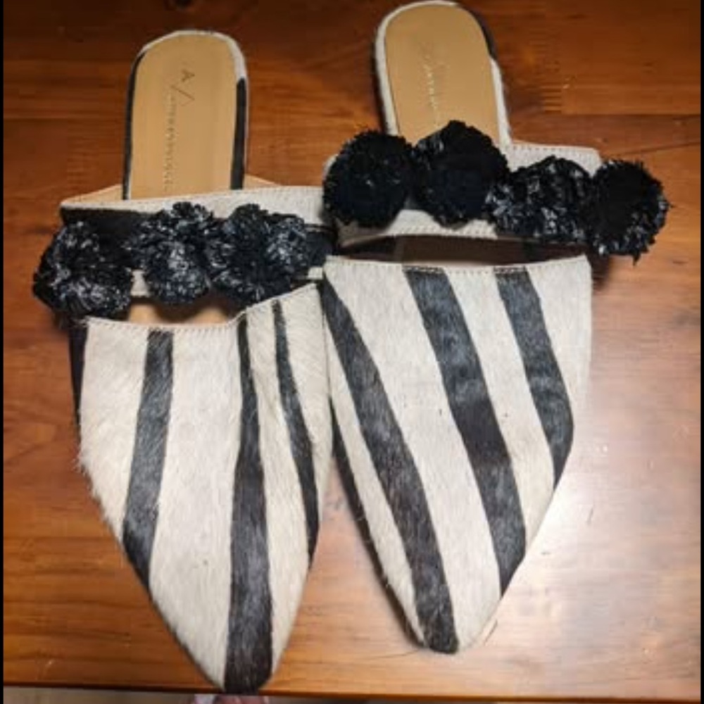 Anthropologie Tan and Black Leather Slide Sandals